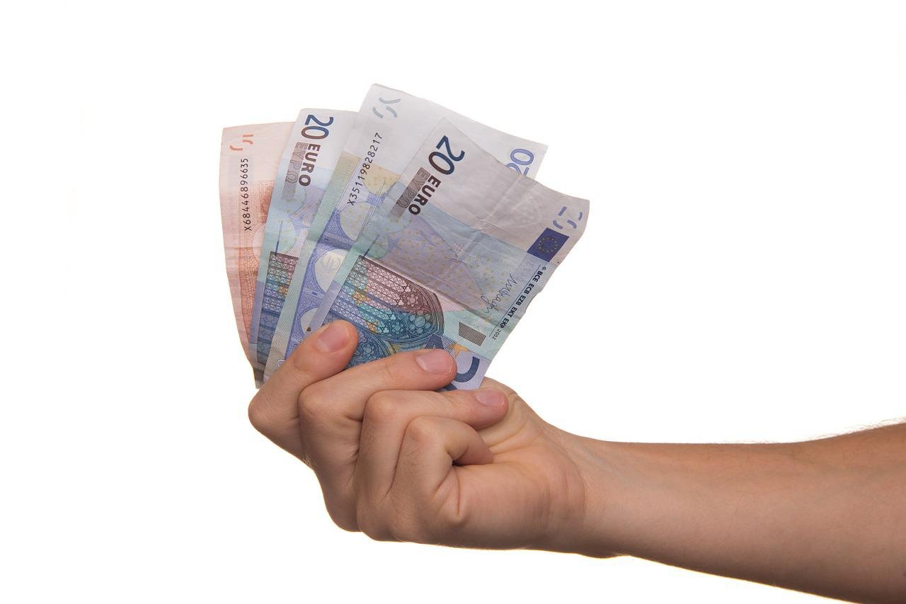 euros, money, pay-427528.jpg